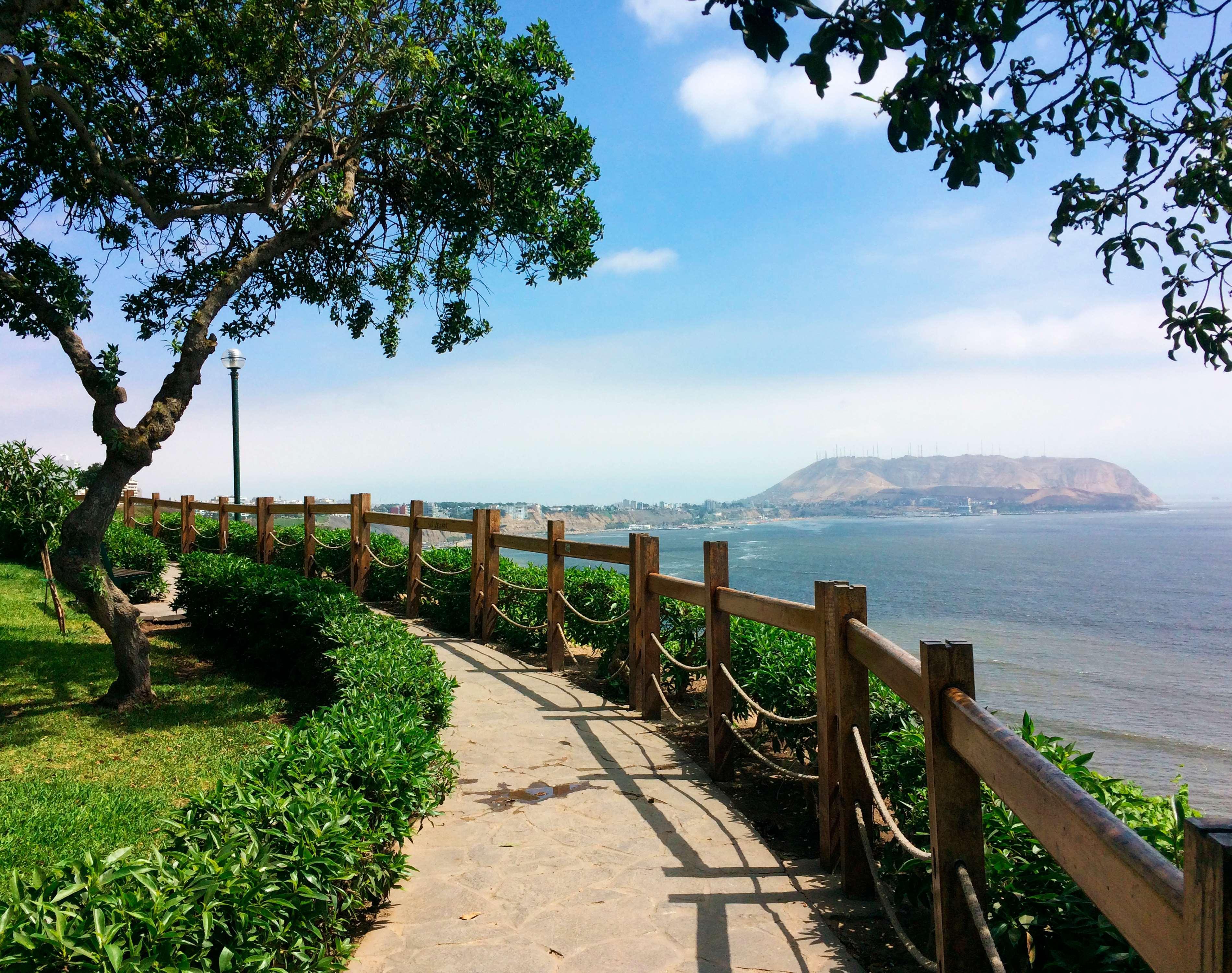 Doubletree By Hilton Lima Miraflores El Pardo Экстерьер фото